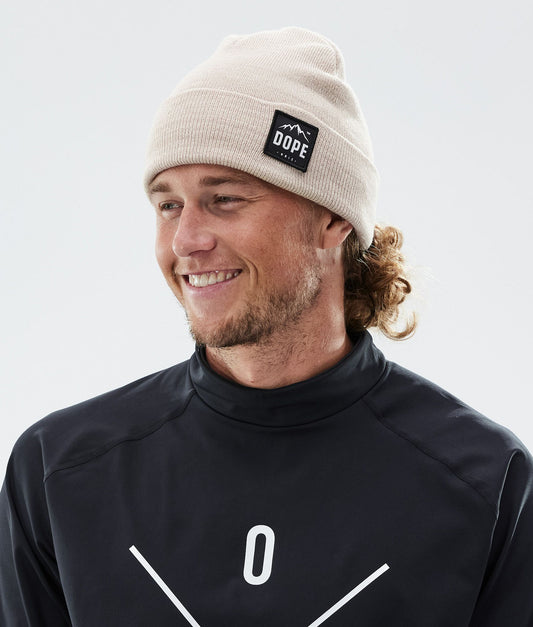 Beanie Sand