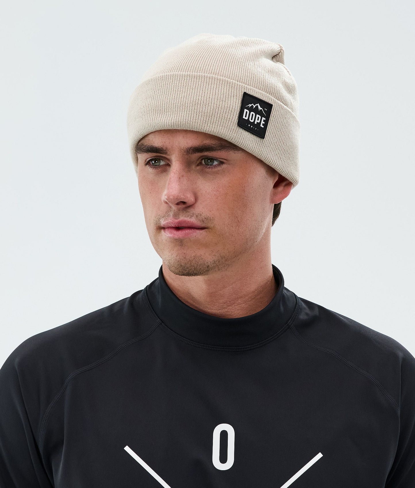 Beanie Sand